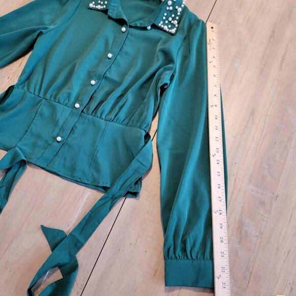 Lulumari Top Size S Green Pearl Embellished Neck And Buttons Career Classic - Picture 8 of 11